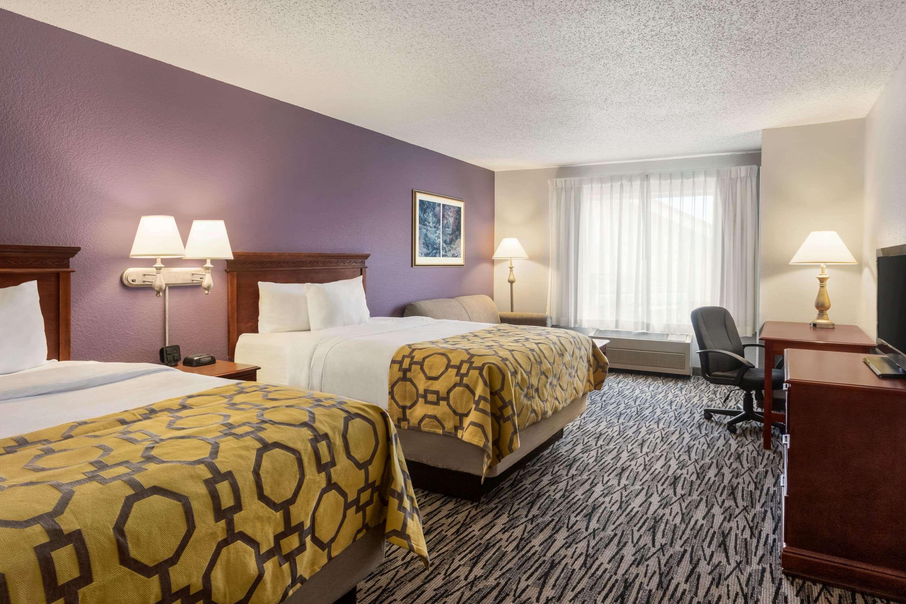 Отель Baymont By Wyndham Springfield I-44 Экстерьер фото
