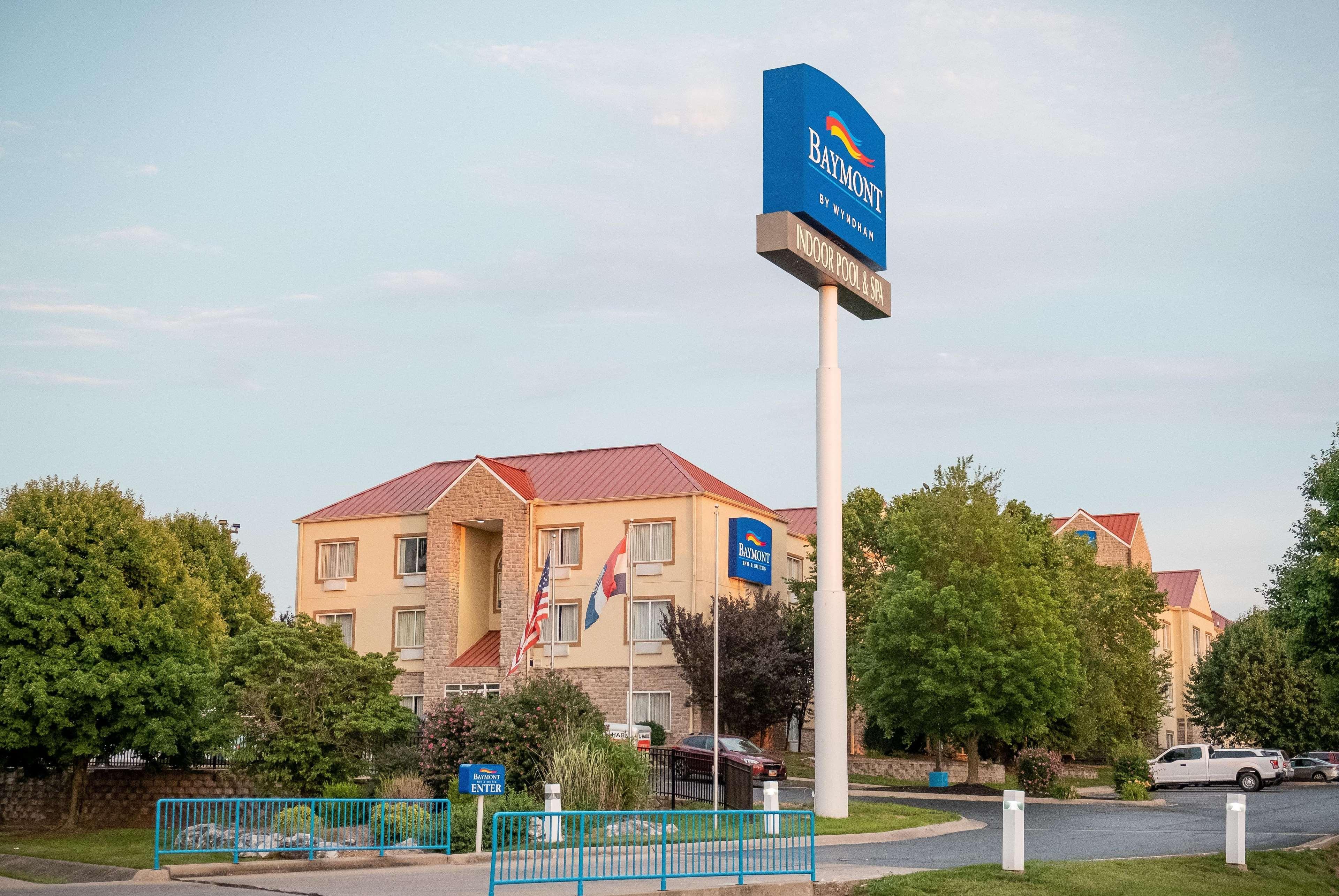 Отель Baymont By Wyndham Springfield I-44 Экстерьер фото